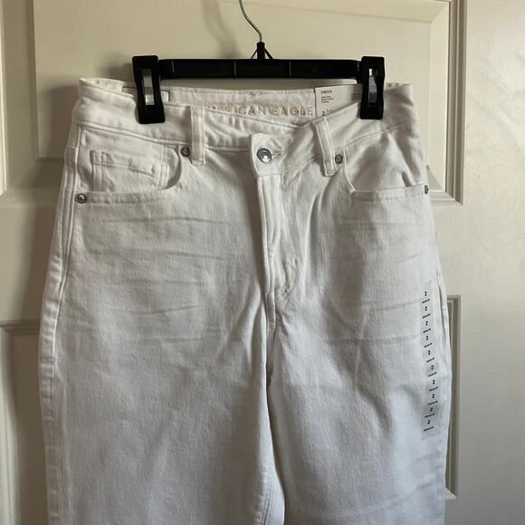 American Eagle Women’s Bright White Crossover Waist Mom Jeans - Size 2 - NEW - Picture 2 of 7